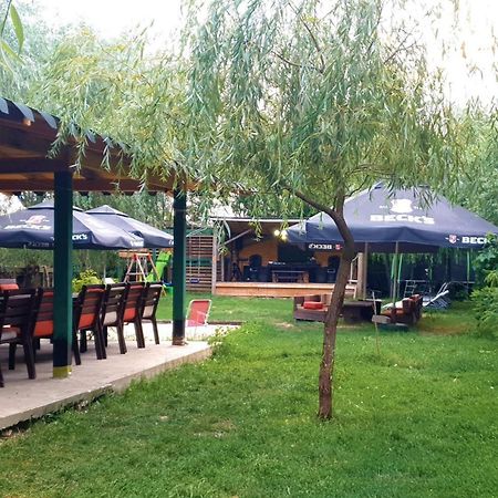 Hotel Restaurant Plutitor Delta Ways Nufaru Екстериор снимка
