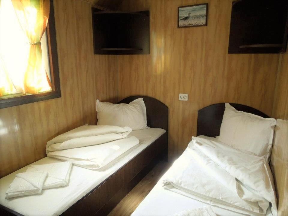 Hotel Restaurant Plutitor Delta Ways Nufaru Екстериор снимка